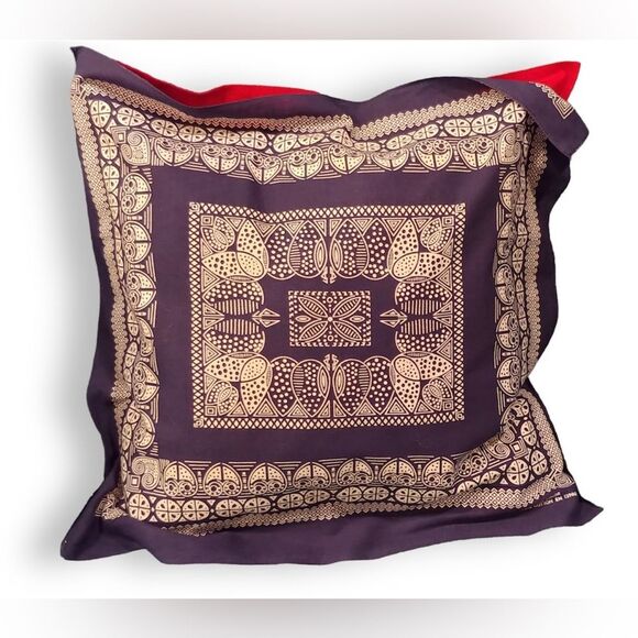 Navy Bandana on Red Cotton 20 x 20 Accent Throw Pillow NEW - Picture 1 of 11